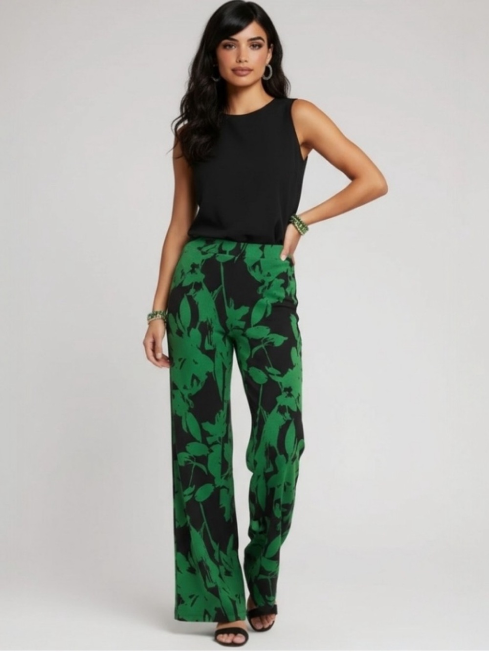 Chico's Travelers Slinky Knit Wide Leg Pants Black and Green Floral Print Size 4